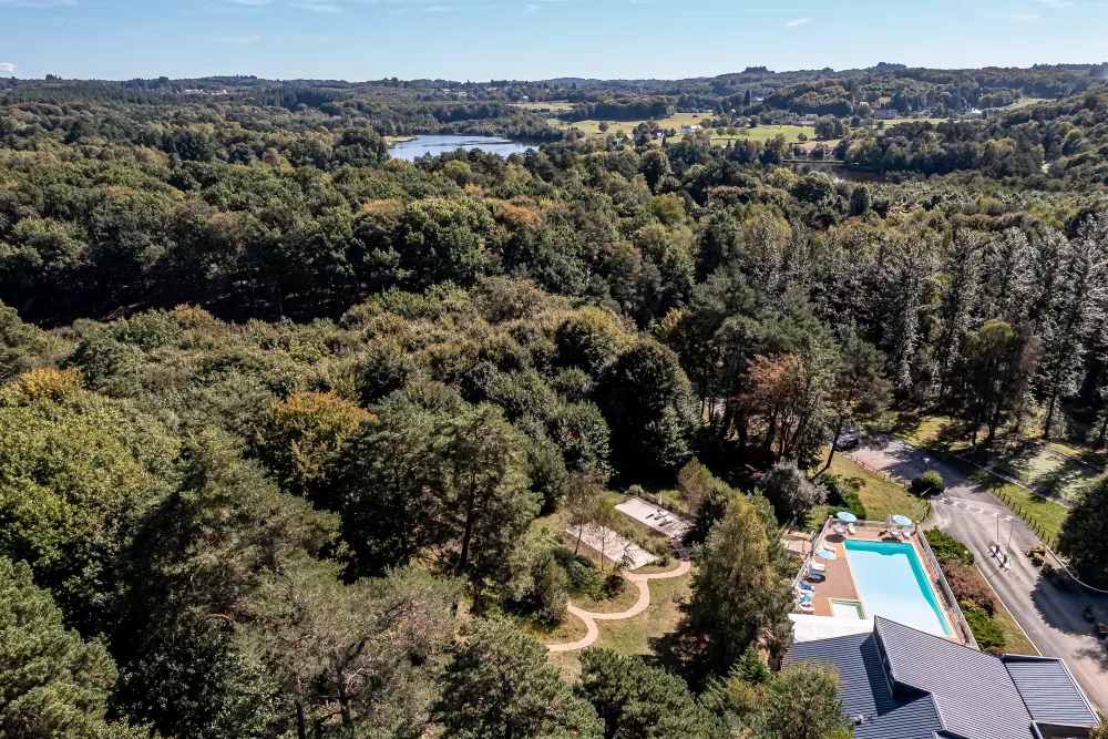 Camping Paradis le Coiroux4 Sterne★★★★