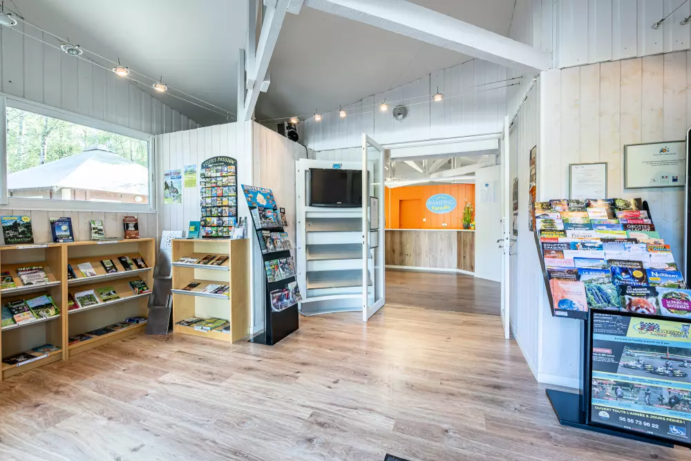 Camping Paradis le Coiroux4 Sterne★★★★