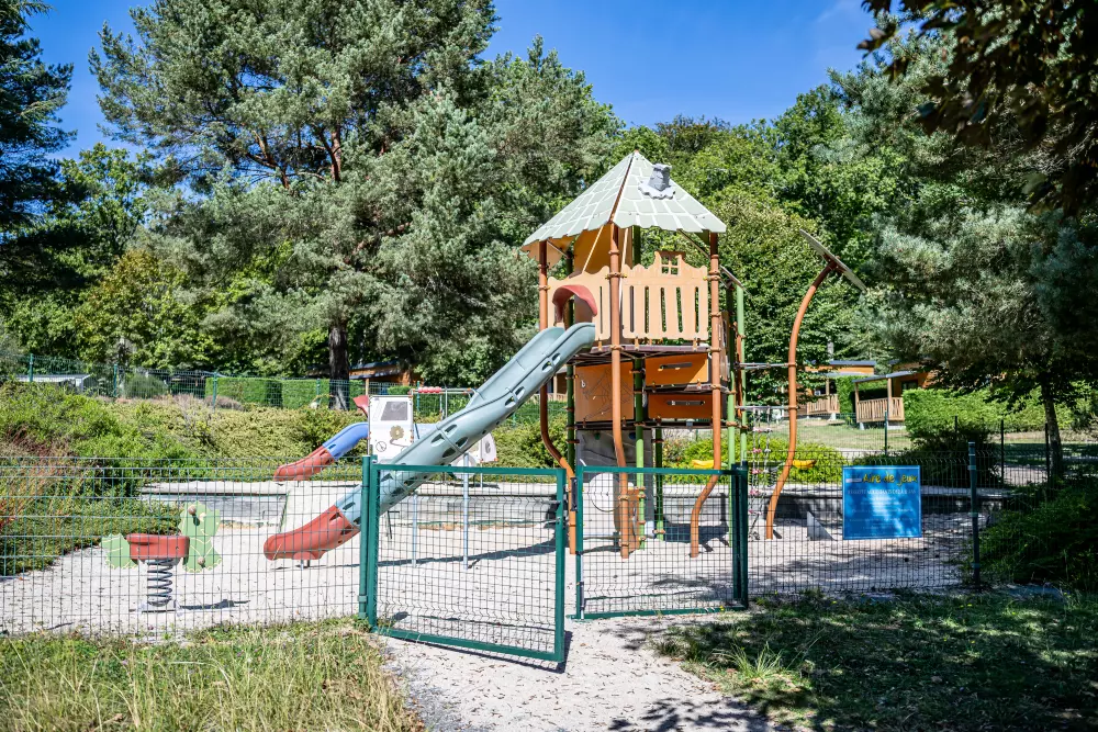 Camping Paradis le Coiroux4 Sterne★★★★