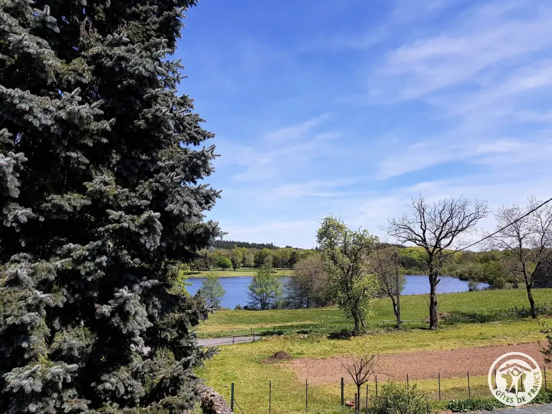 Gîte de France Aan de waterkant 3 oren