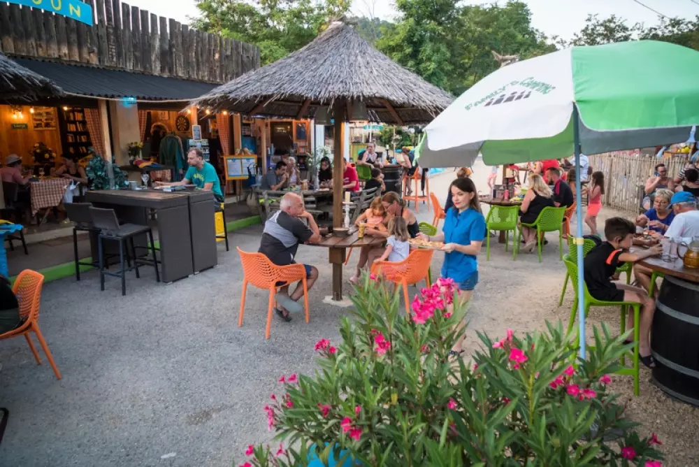 Kemping Paradis Family des Issoux4 Gwiazdy★★★★