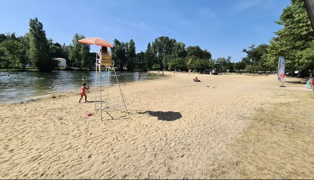 Camping Paradis Aubeterre sur Dronne3 Stjerner★★★