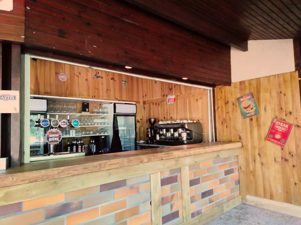 Camping Paradis Aubeterre sur Dronne3 Stjerner★★★