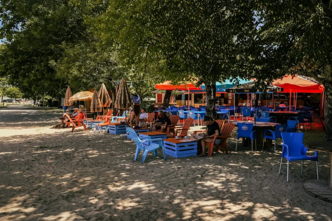 Camping Paradis Aubeterre sur Dronne3 Csillagok★★★