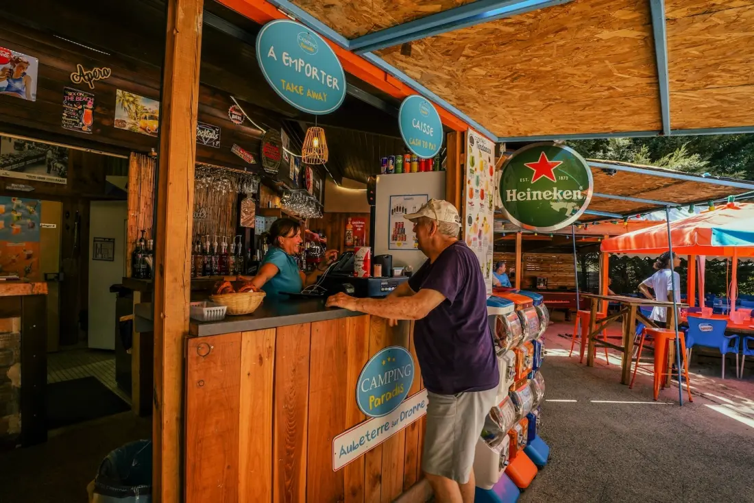 Camping Paradis Aubeterre sur Dronne3 Csillagok★★★
