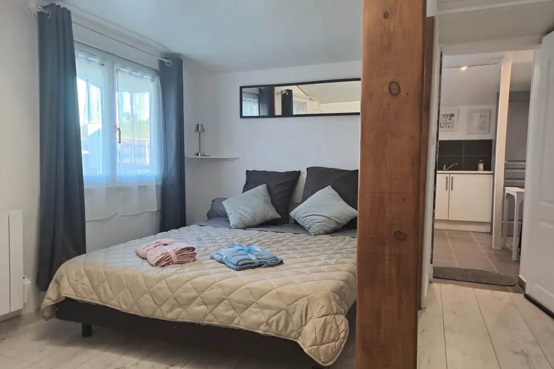 Chalet terasszal, medence és parkoló Audenge-ben