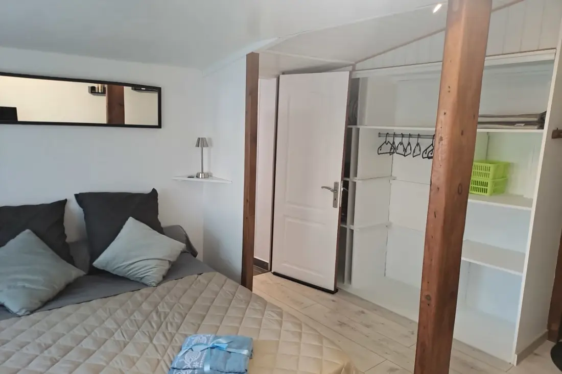 Chalet terasszal, medence és parkoló Audenge-ben
