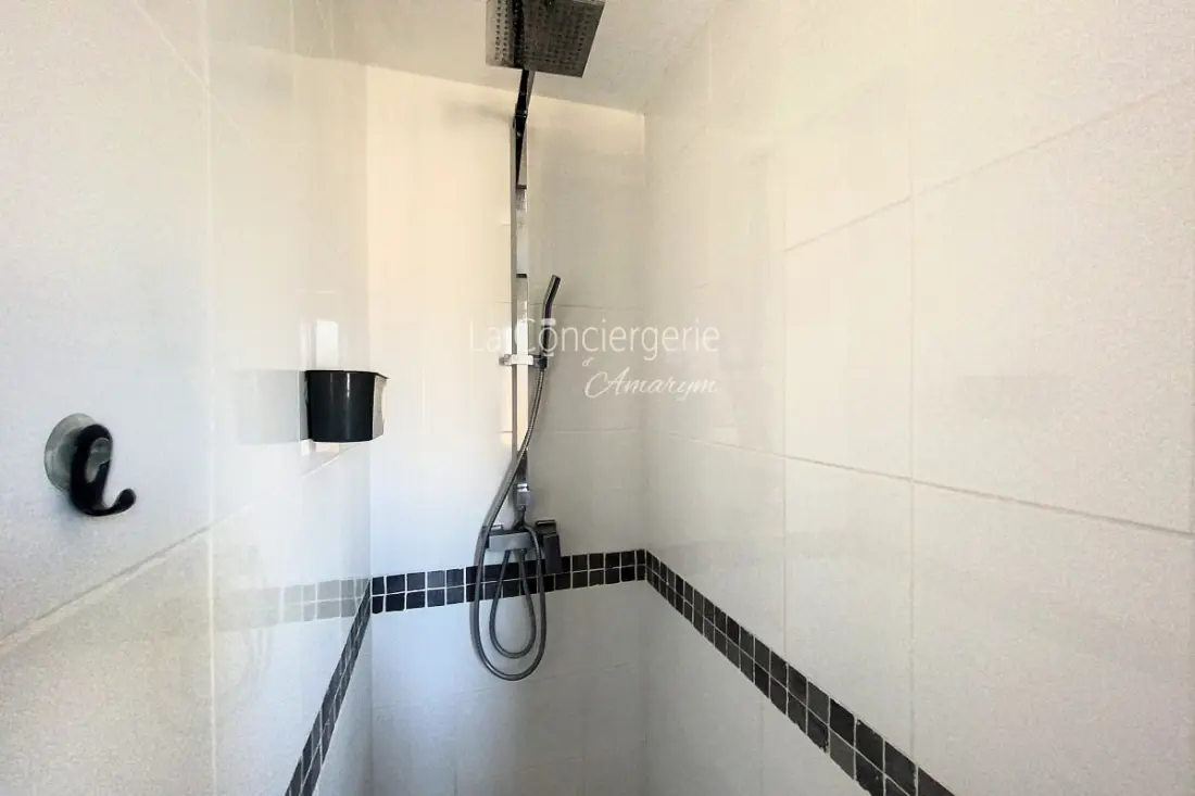 Residence Ad41 - La Pearl Marine. Szép ház kerttel Terasz