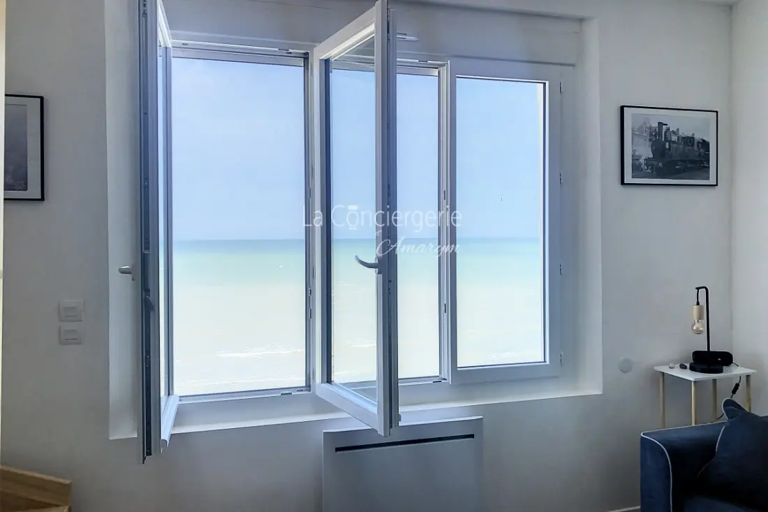 Residence Al 48 - Duplex Bagatel: Comfort & Escape Facing the Sea