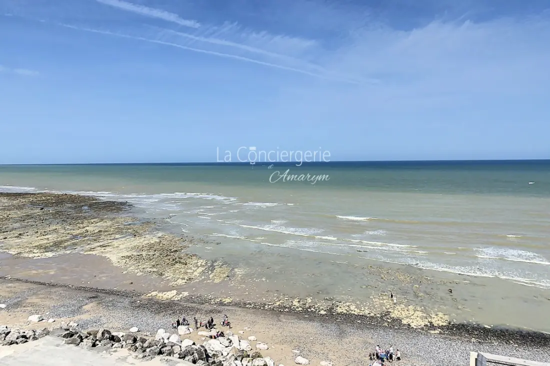 Residence Al 48 - Duplex Bagatel: Comfort & Escape Facing the Sea