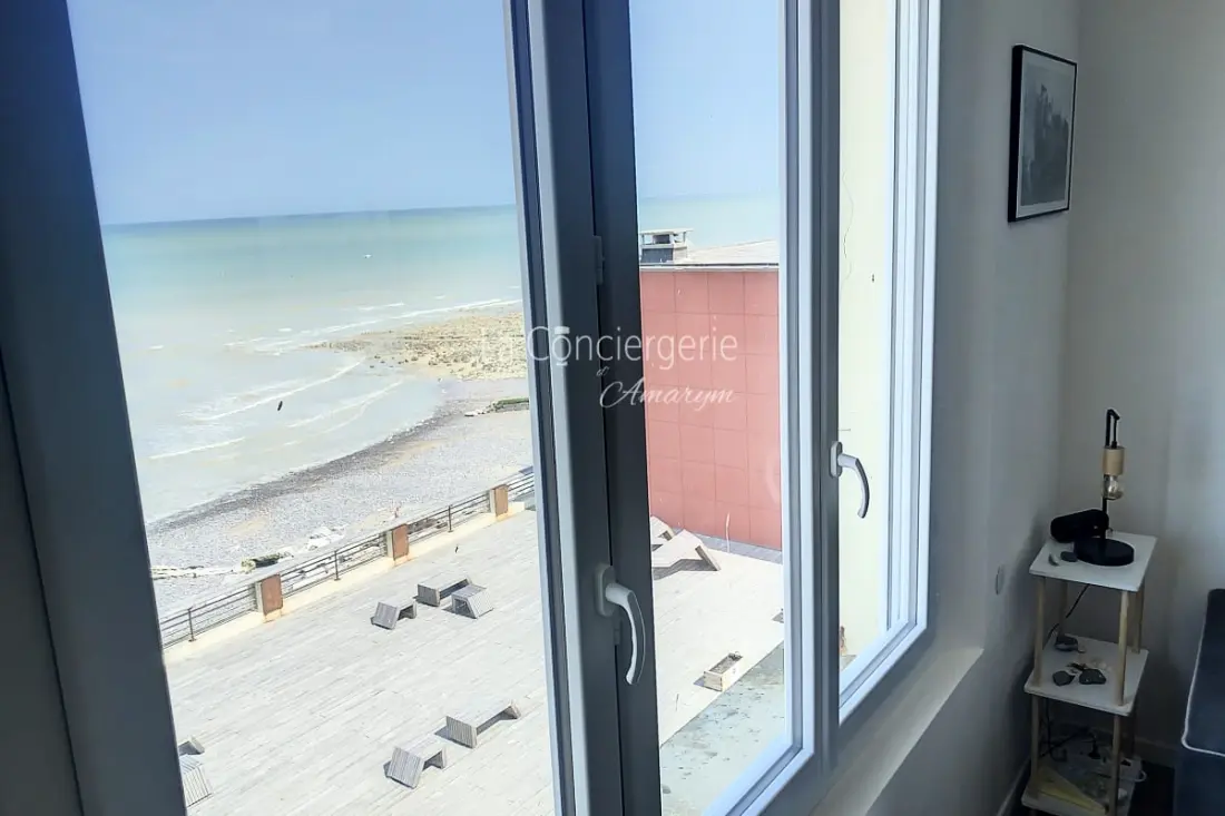 Residence Al 48 - Duplex Bagatel: Comfort & Escape Facing the Sea