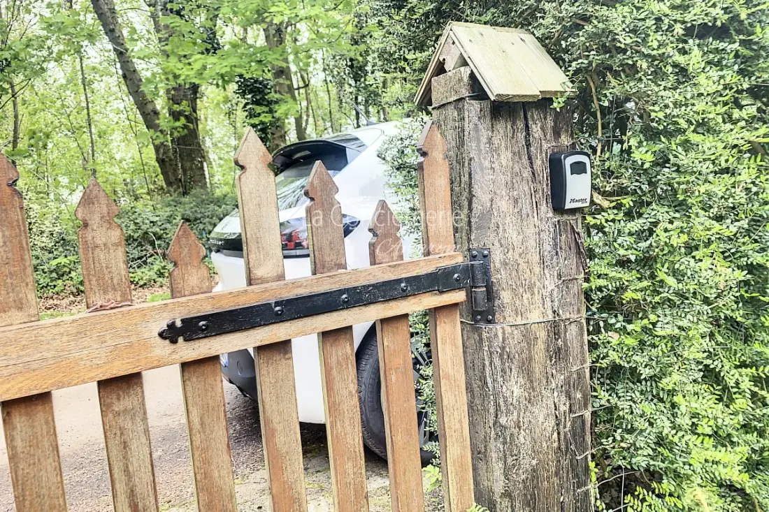 Residence Mer & Bois De Cise: Egyéni ház a nagy kerttel
