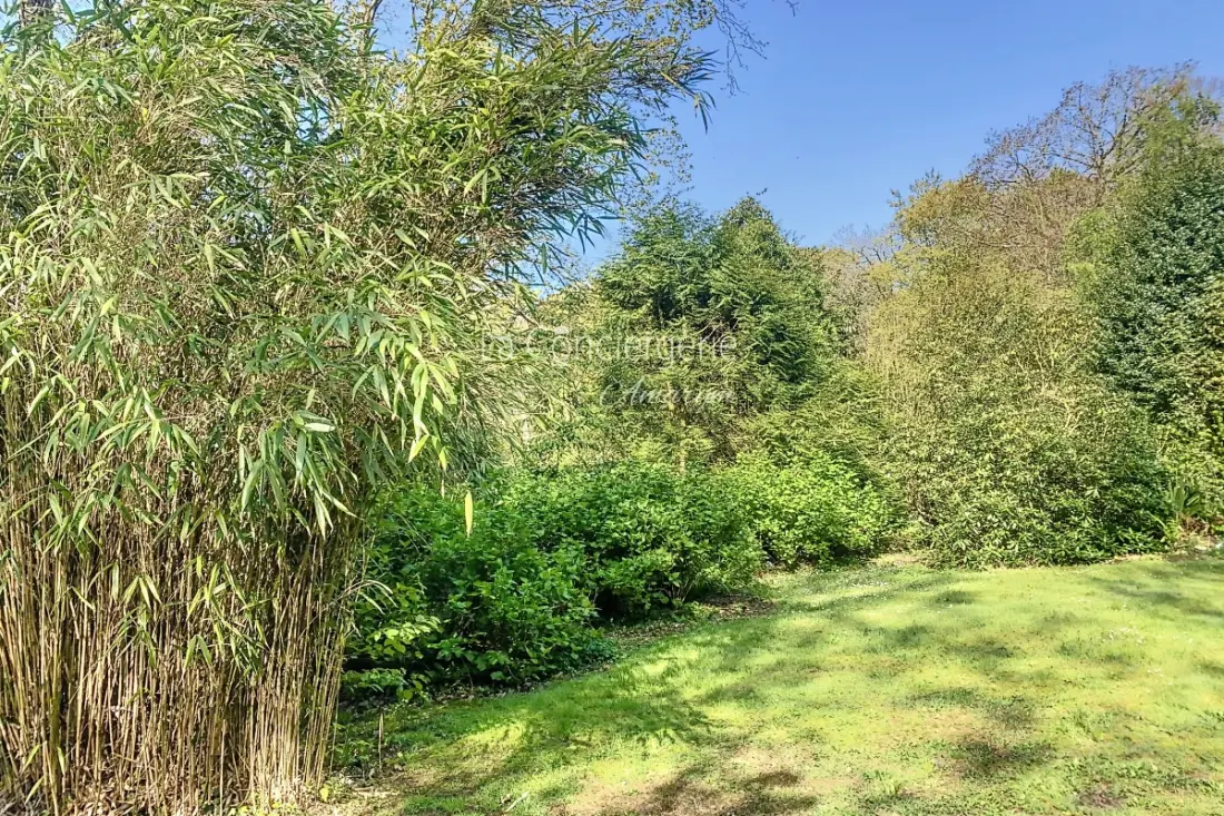 Residence Mer & Bois De Cise: Egyéni ház a nagy kerttel