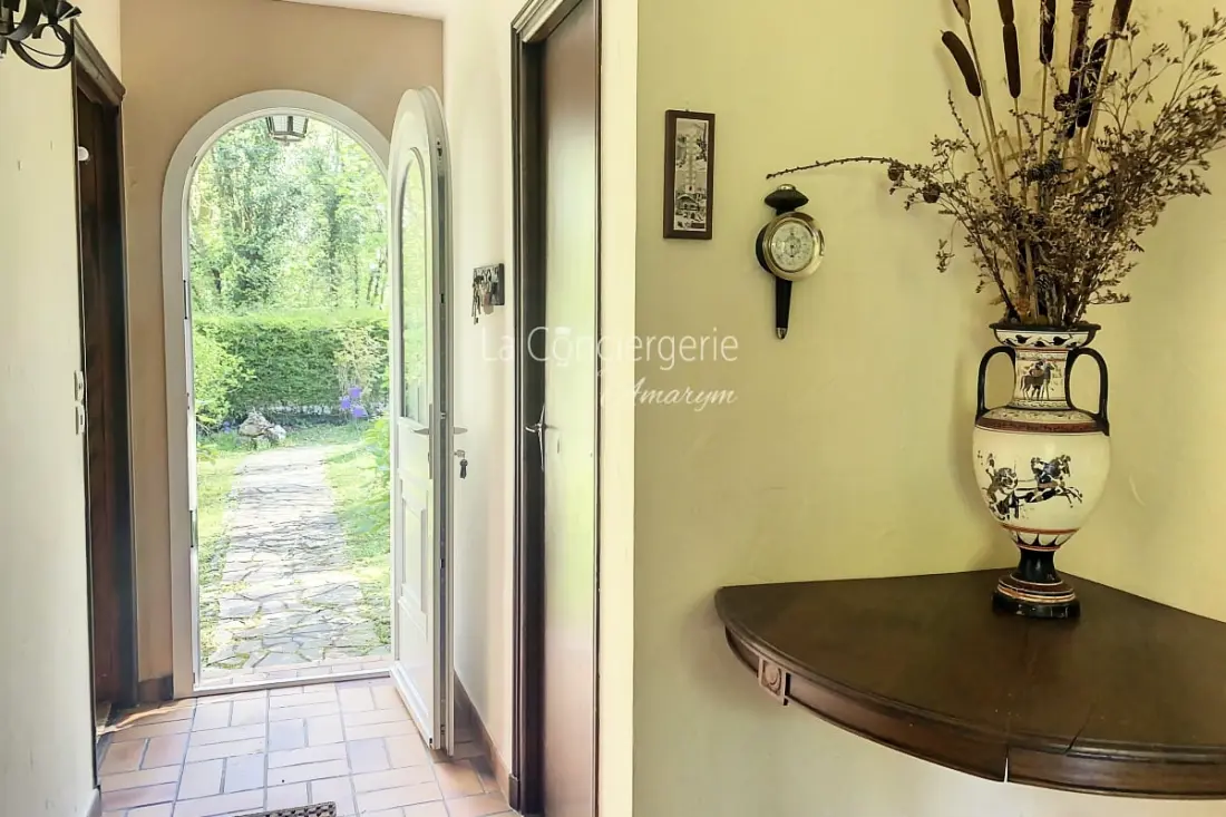 Residence Mer & Bois De Cise: Egyéni ház a nagy kerttel