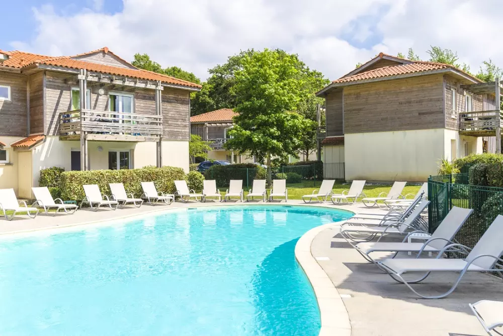 Résidence Lagrange Vacances Les Terrasses du Lac 3 Sterne★★★