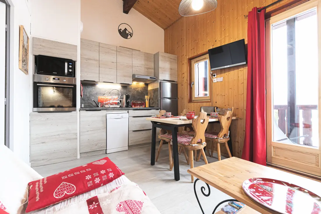 Genevray Residence