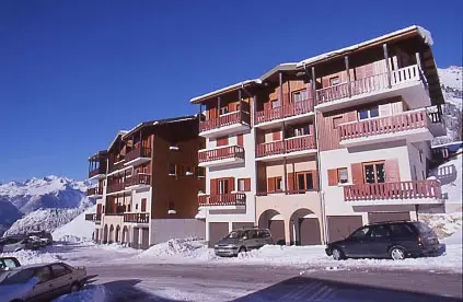 Genevray Residence