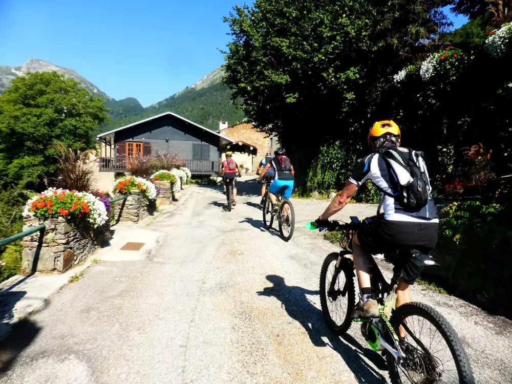 Blomster Camping LA BEXANELLE