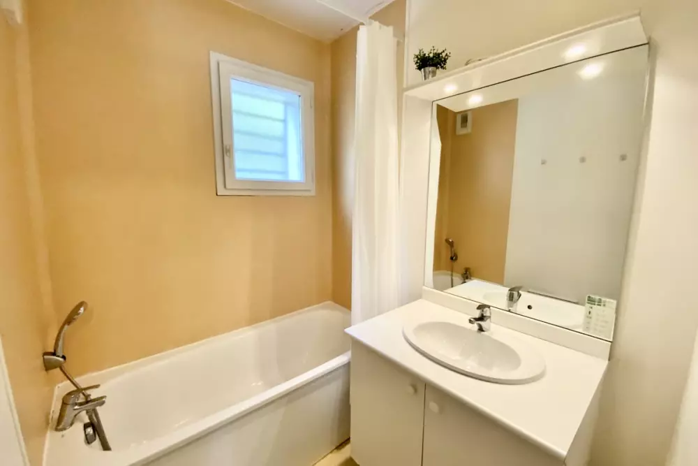 Residence Les Naiades H40 - 2 slaapkamers voor 6 personen!