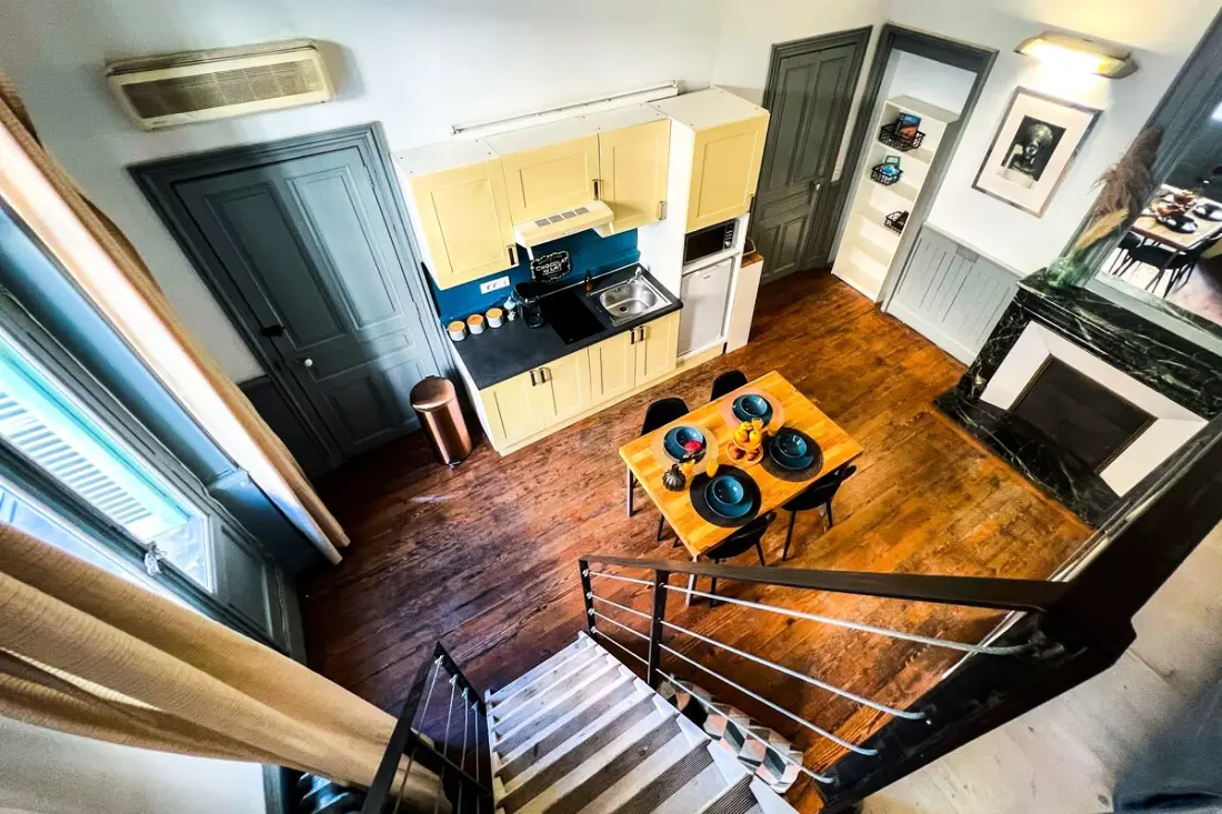 84b9 - das "interlude" elegante Historische Apartment