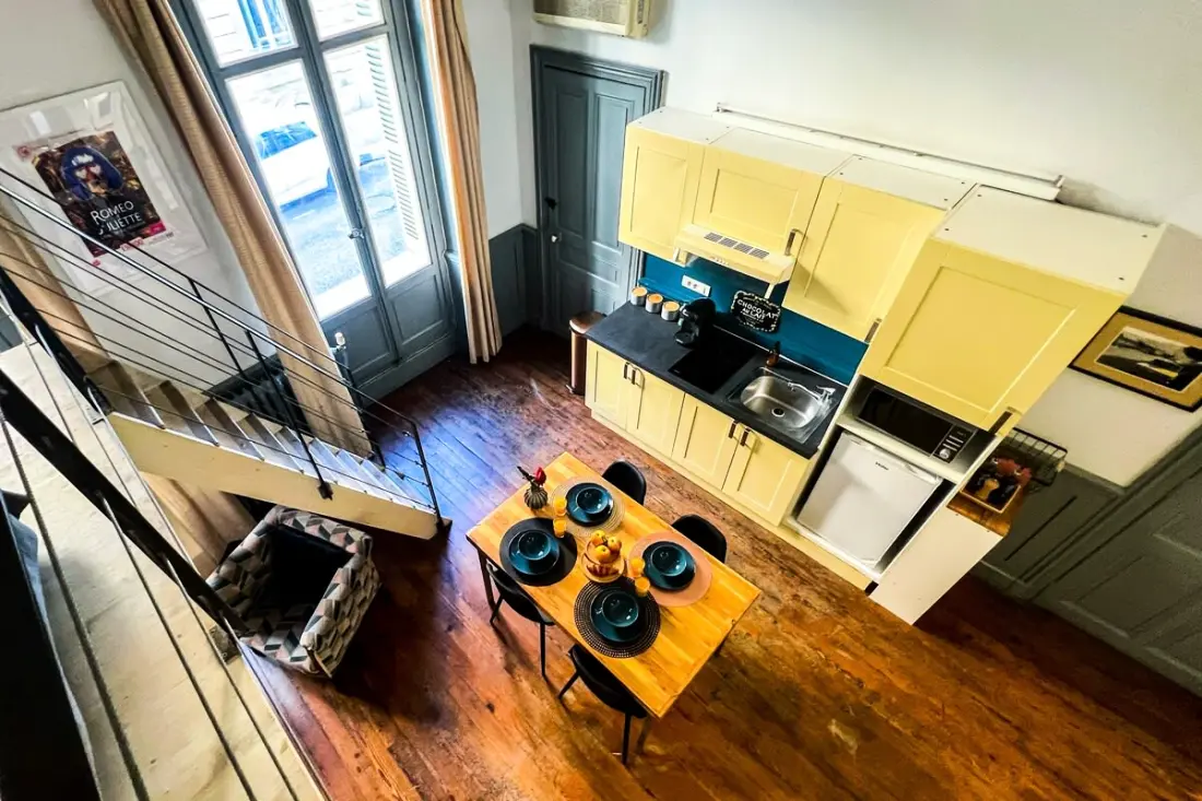 84b9 - das "interlude" elegante Historische Apartment