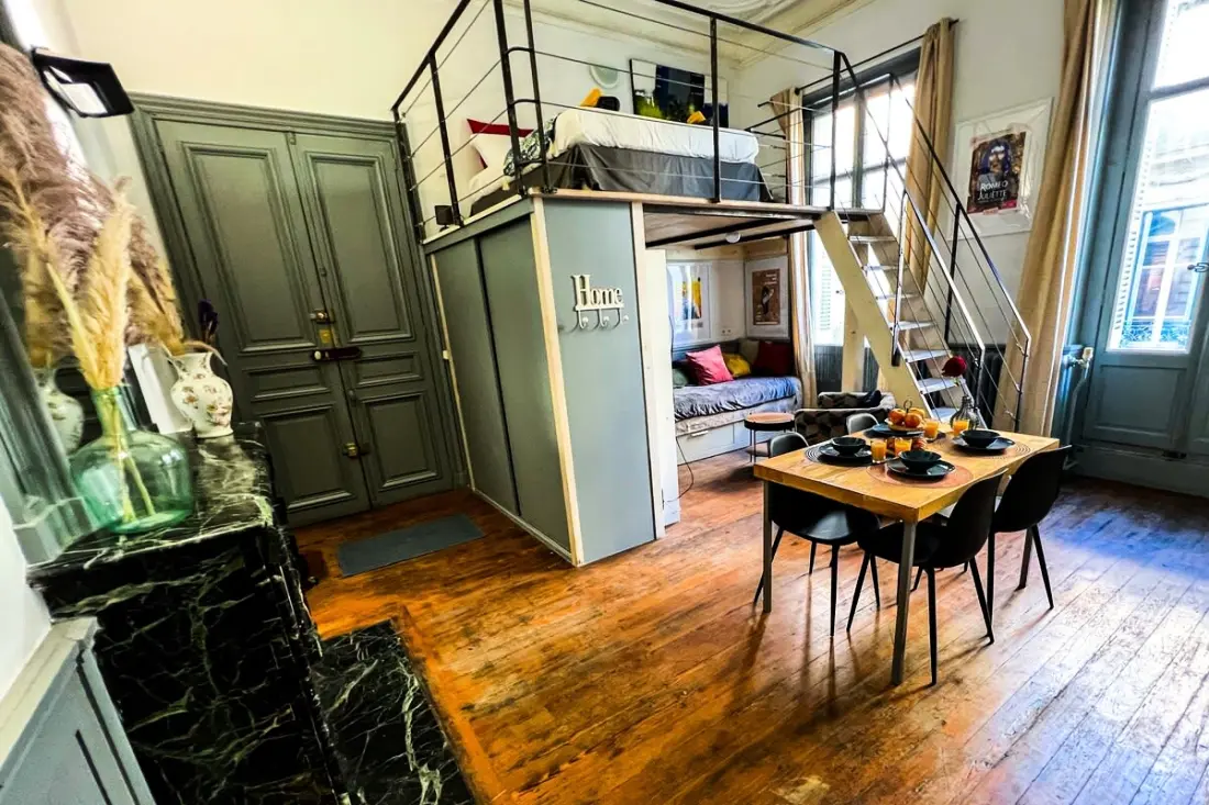 84b9 - das "interlude" elegante Historische Apartment