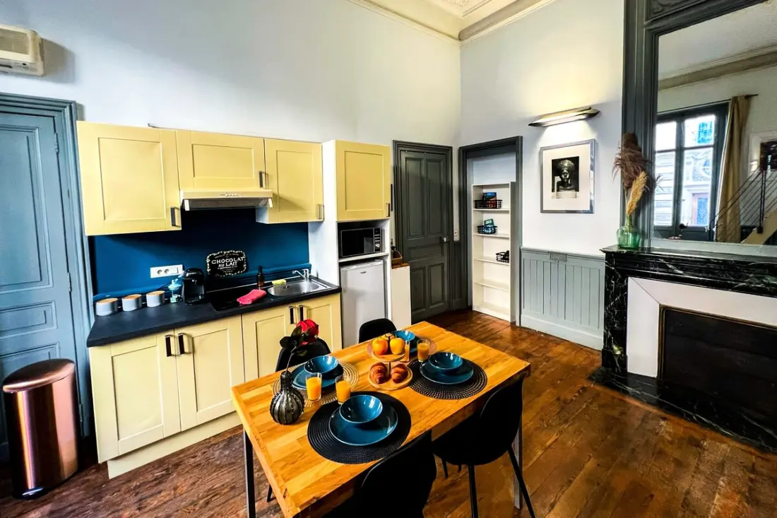 84b9 - das "interlude" elegante Historische Apartment