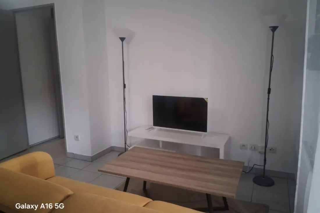 Charming Apartman Balcony-val Avignonban