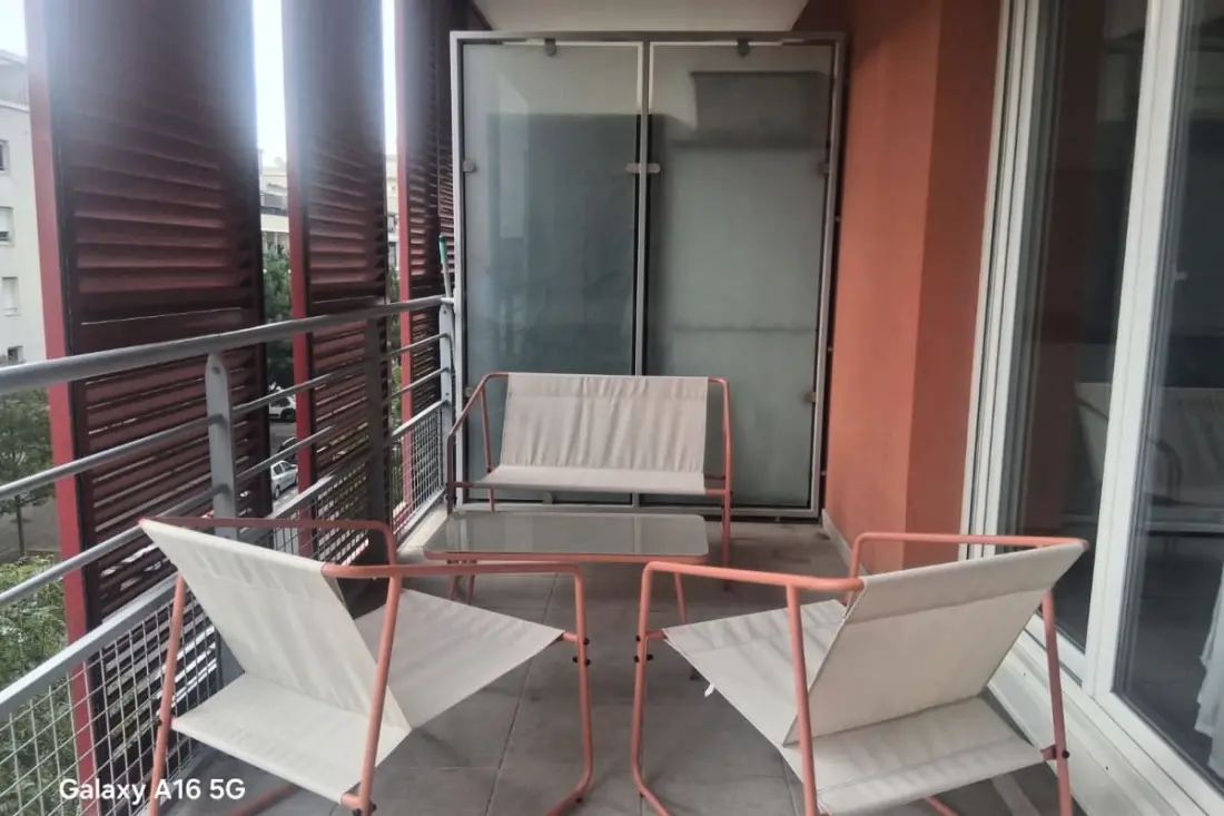 Charming Apartman Balcony-val Avignonban