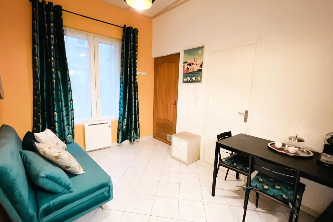 Charmantes Apartment En Plein Stadtzentrum