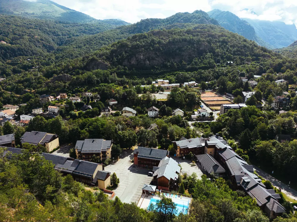 Vacancéole Residence The Domaine de la Vallée d'Ax3 Stars★★★