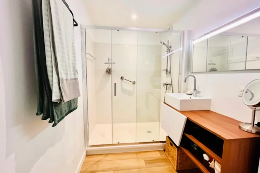 T2 Terrace – Lake View – Foot Beach – Parkolás