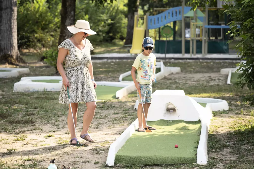 Campsite maeva Getaways Les Bö-Bains 4 Stars★★★★