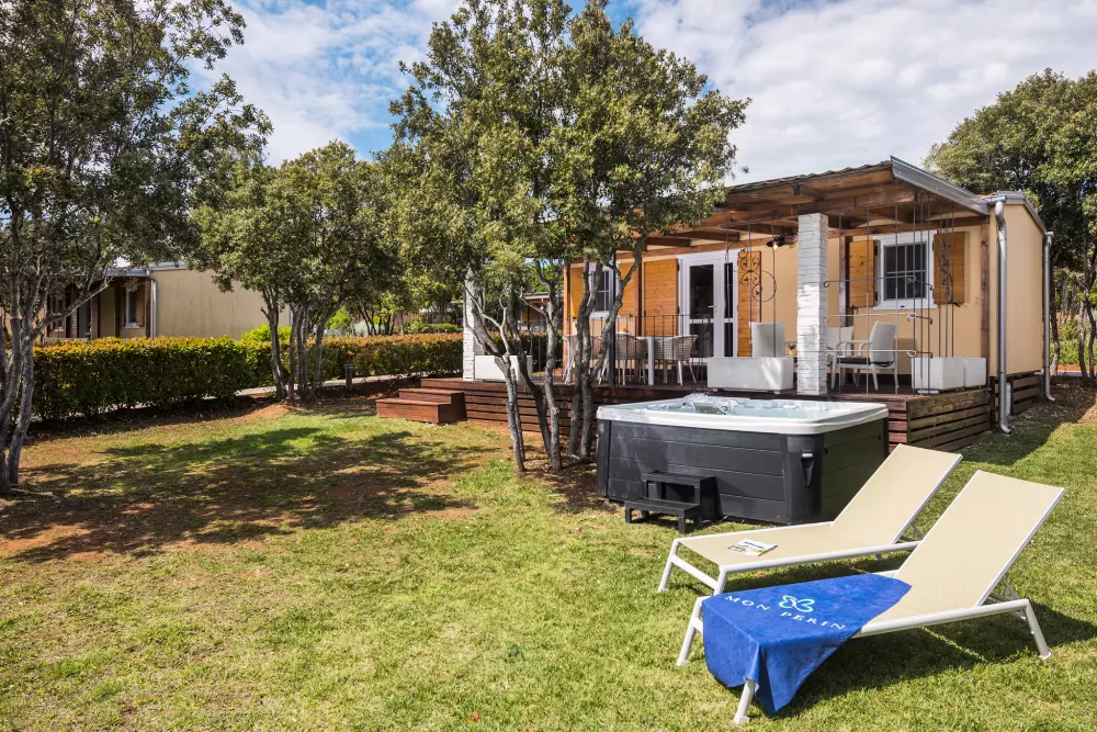 Camping Mon Perin 4 Stjerner★★★★