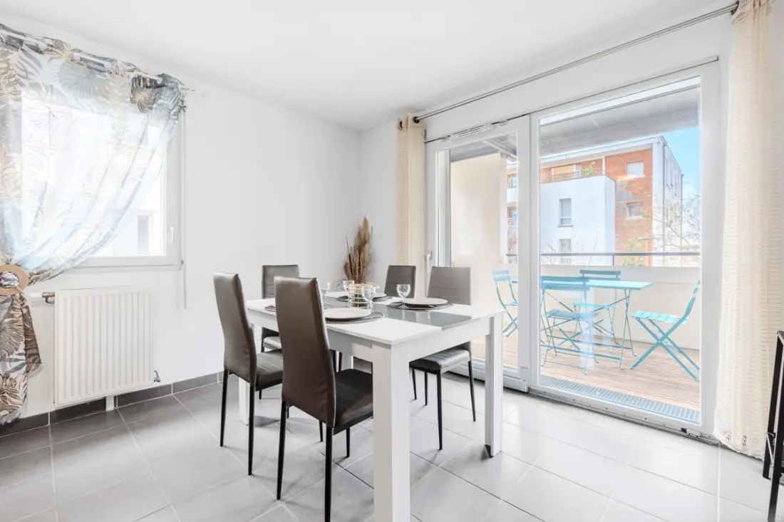 Apartman nyugodt és fényes, terrace és magán