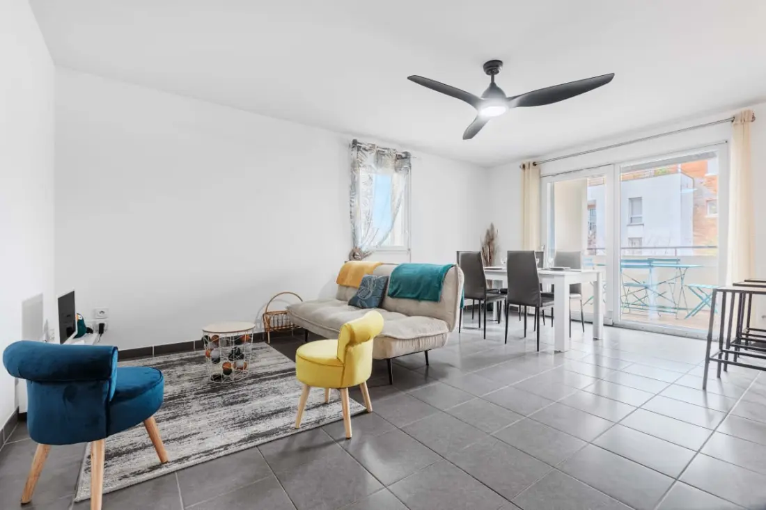 Apartman nyugodt és fényes, terrace és magán