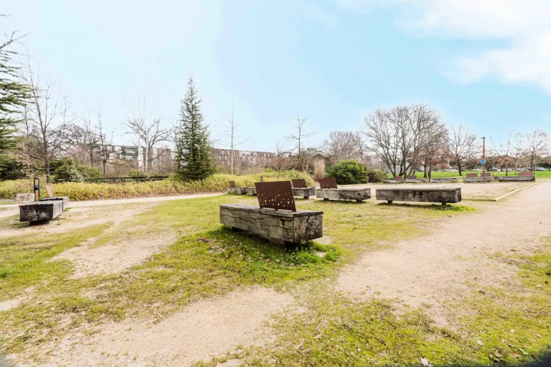 Apartman nyugodt és fényes, terrace és magán