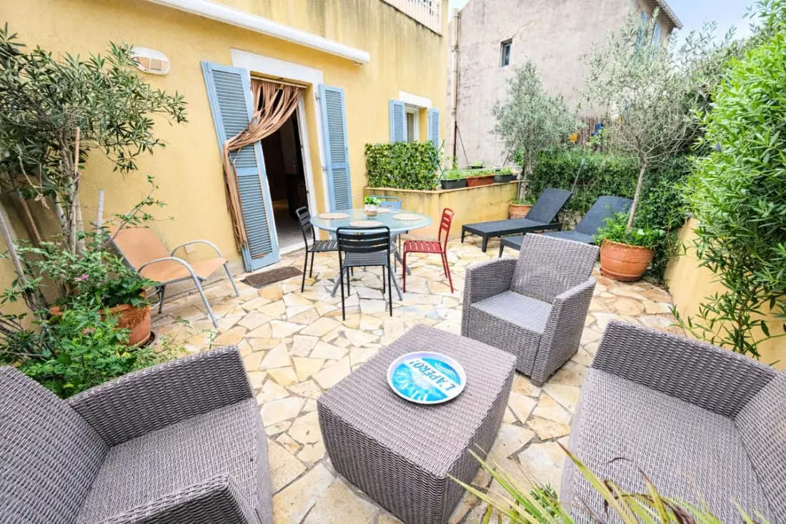 Appartement met terras Rustig in Bandol