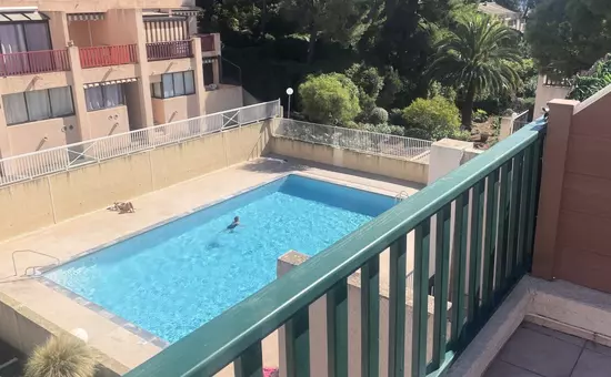 Appartement Lumineux Avec Grande Terrasse