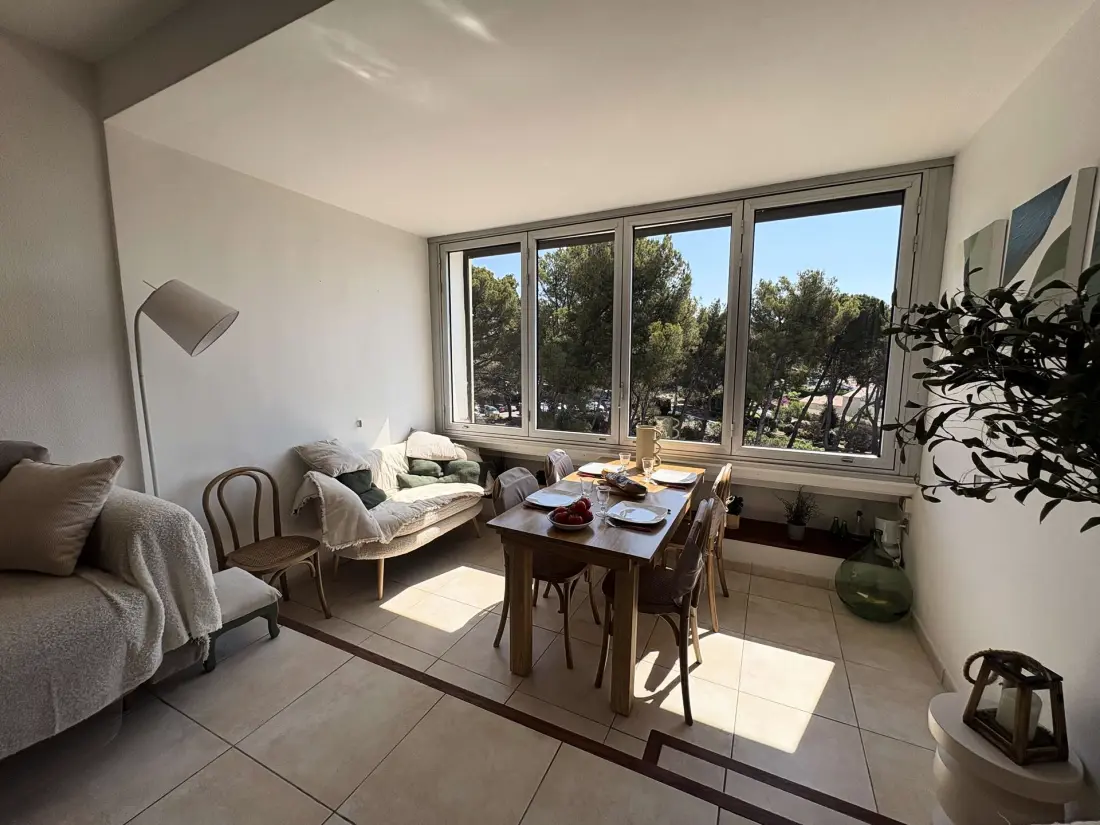 Athena Residence