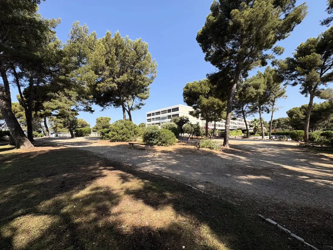 Athena Residence