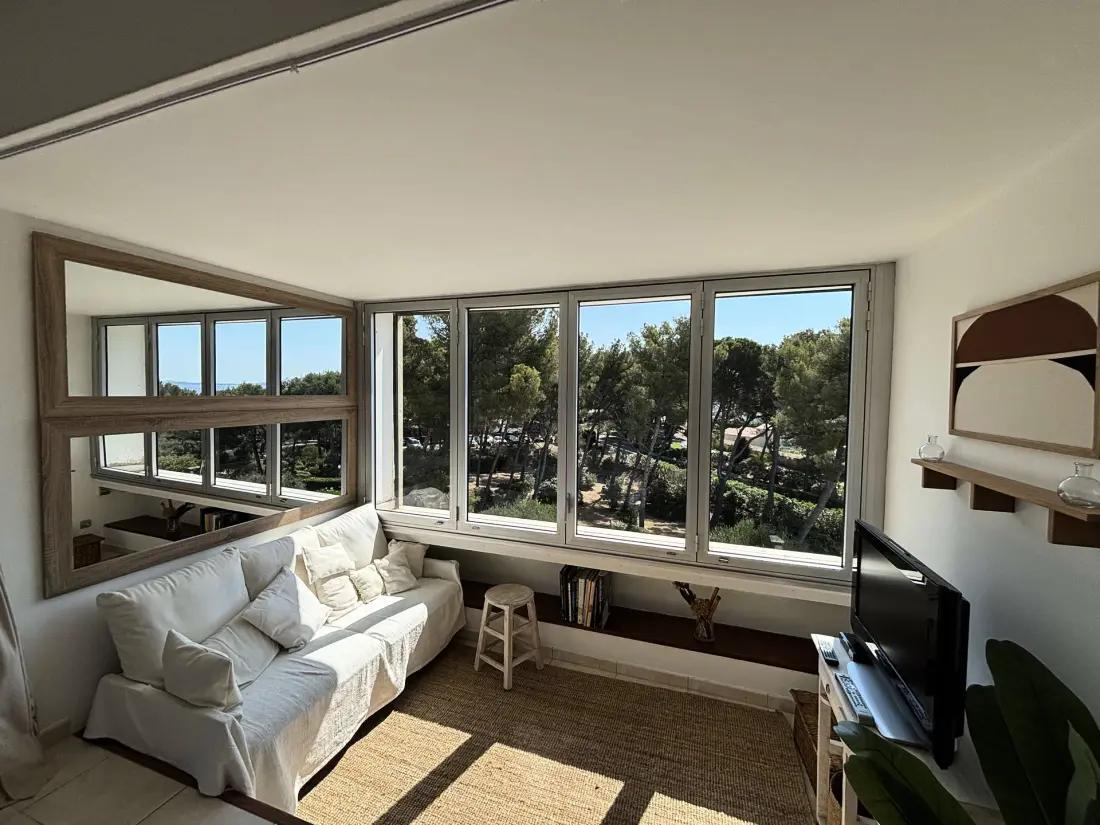 Athena Residence