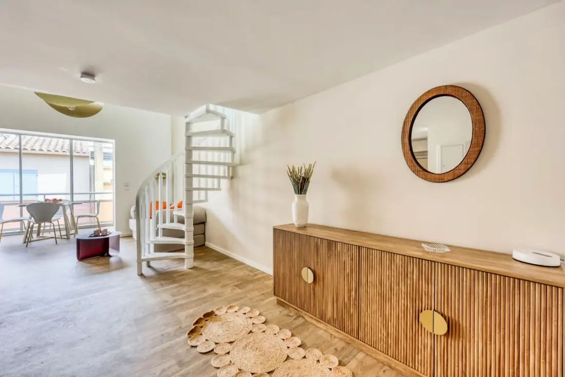 Bandol Light Balcony:
