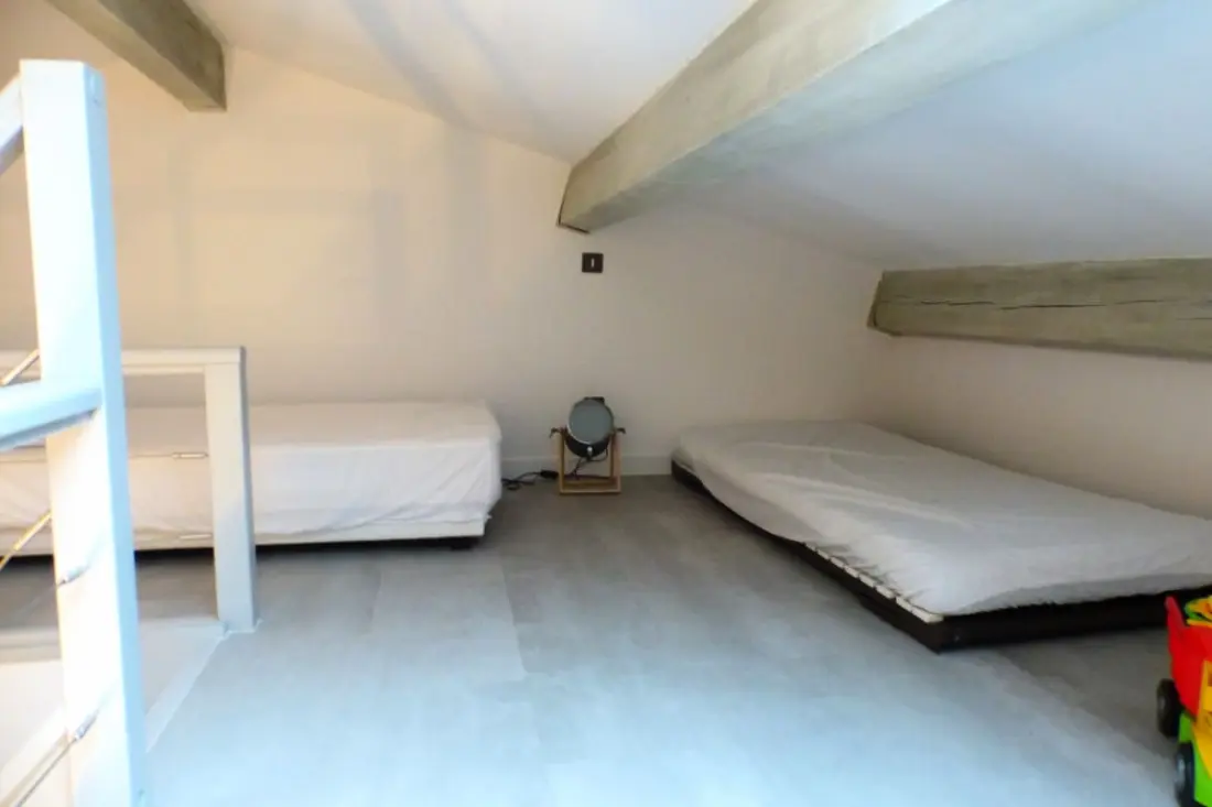 Mooi appartement met zwembad - vlakbij het strand