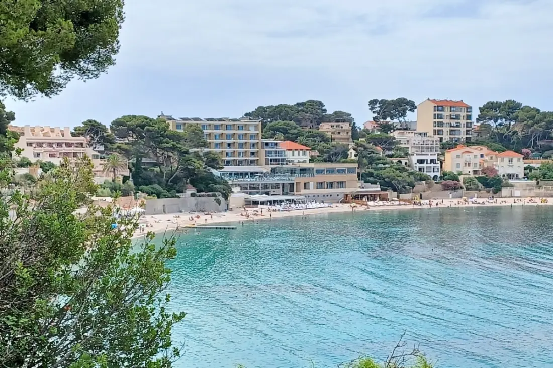 Mooi appartement met zwembad - vlakbij het strand