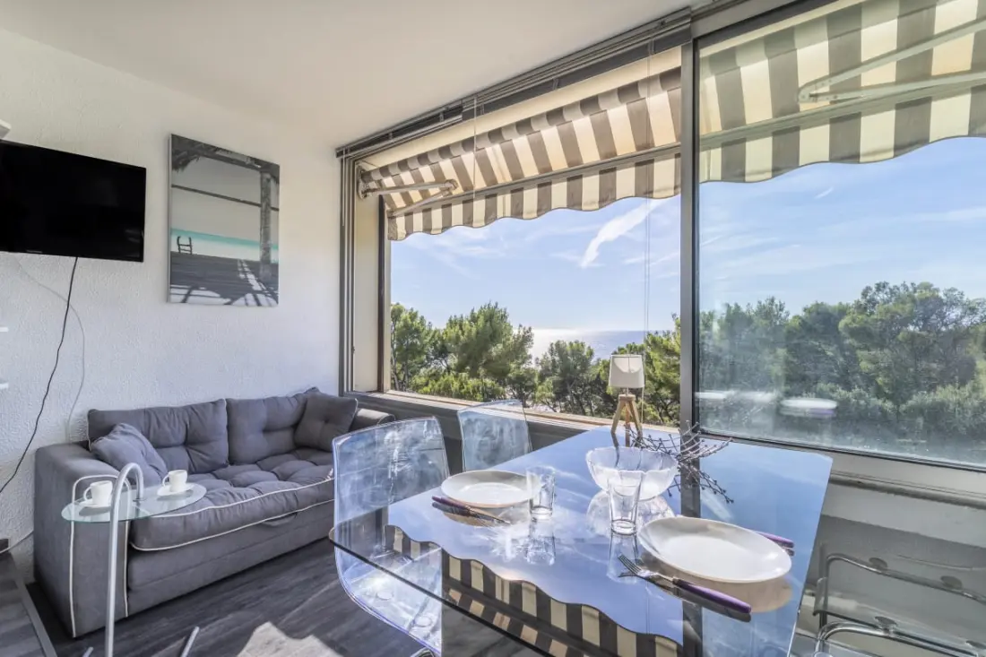 Studio Athena -