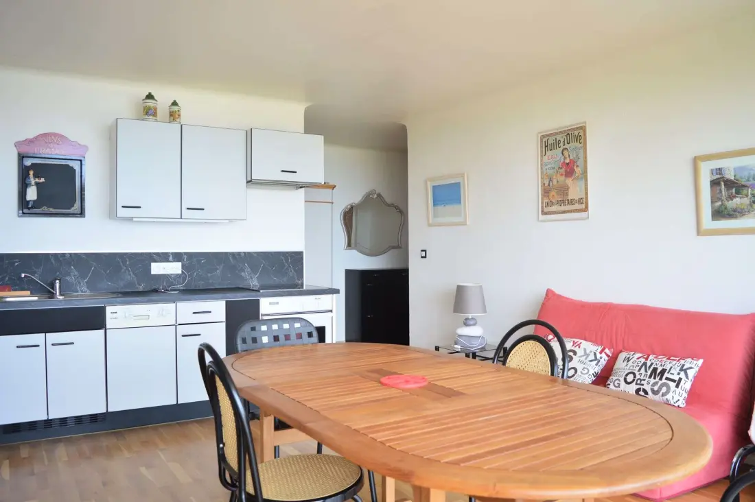 Castell Bear Residence