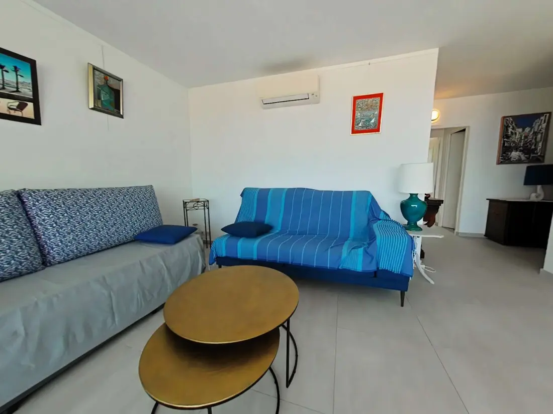 Castell Bear Residence