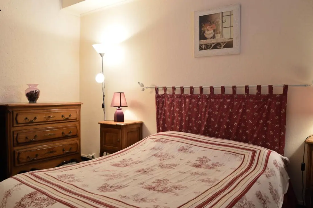 Castell Bear Residence
