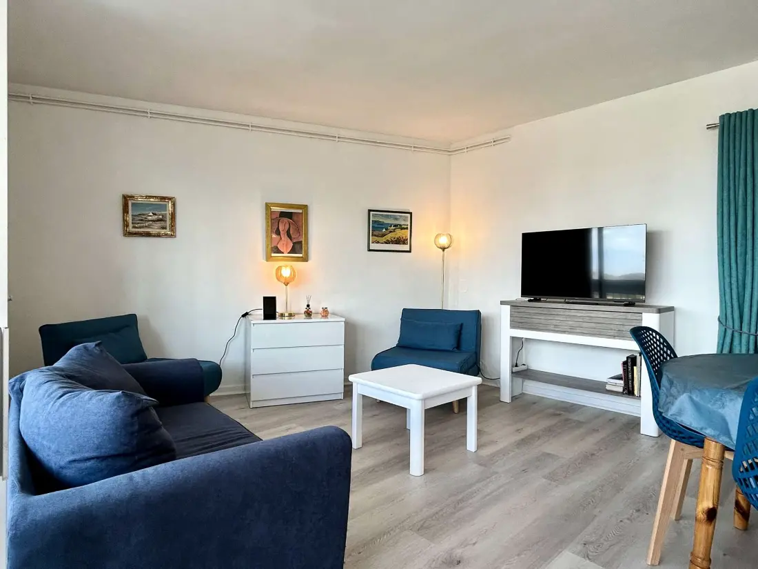 Castell Bear Residence